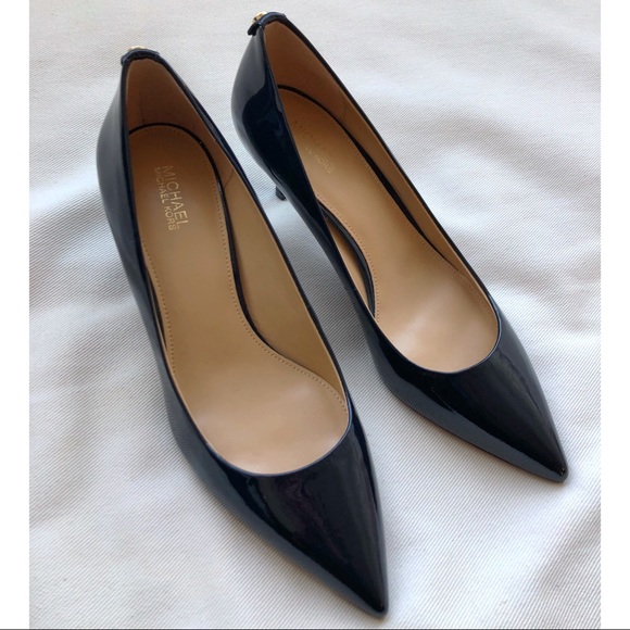michael kors flex kitten pump navy
